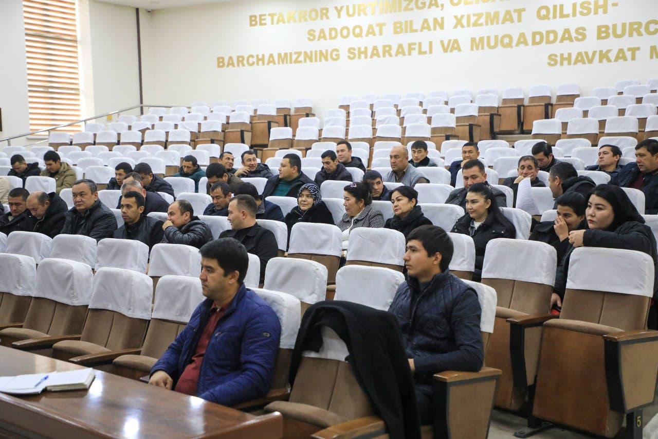 O‘rta Chirchiq tumani hokimligida Aholi va qishloq xo‘jaligini ro‘yxatga olish bo‘yicha o‘quv seminari