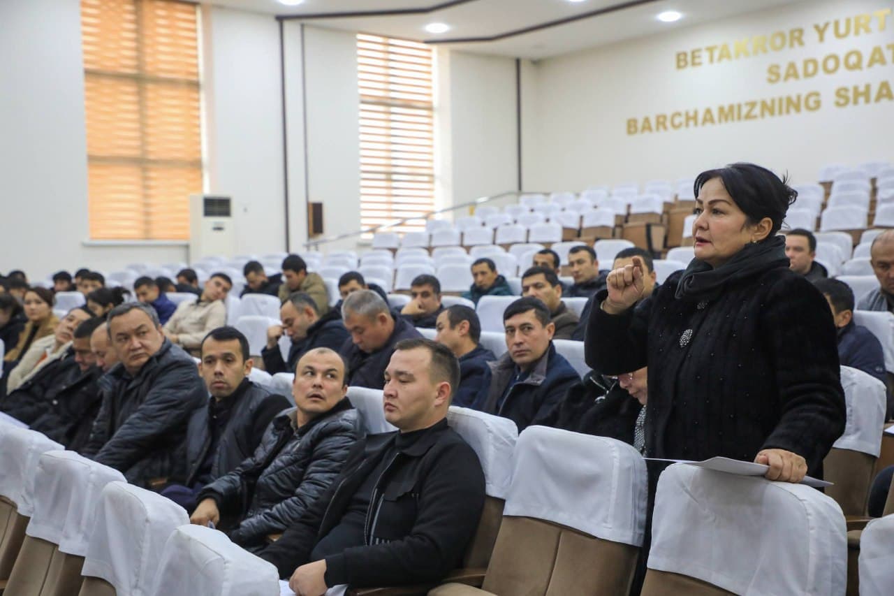 O‘rta Chirchiq tumani hokimligida Aholi va qishloq xo‘jaligini ro‘yxatga olish bo‘yicha o‘quv seminari