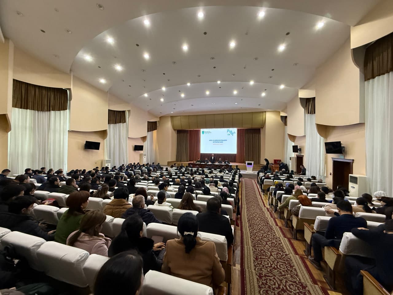 Состоялась встреча, посвящённая вопросам проведения переписи населения и сельского хозяйства, а также работе по борьбе с преступностью в махаллях.