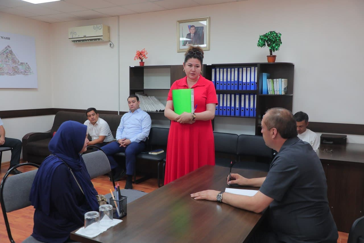 Chilonzor tumanida aholi bilan bevosita muloqot qilish, mahallalardagi mavjud muammolarni aniqlash va ularni tezkorlik bilan bartaraf etish borasida tizimli ishlar davom ettirilmoqda.