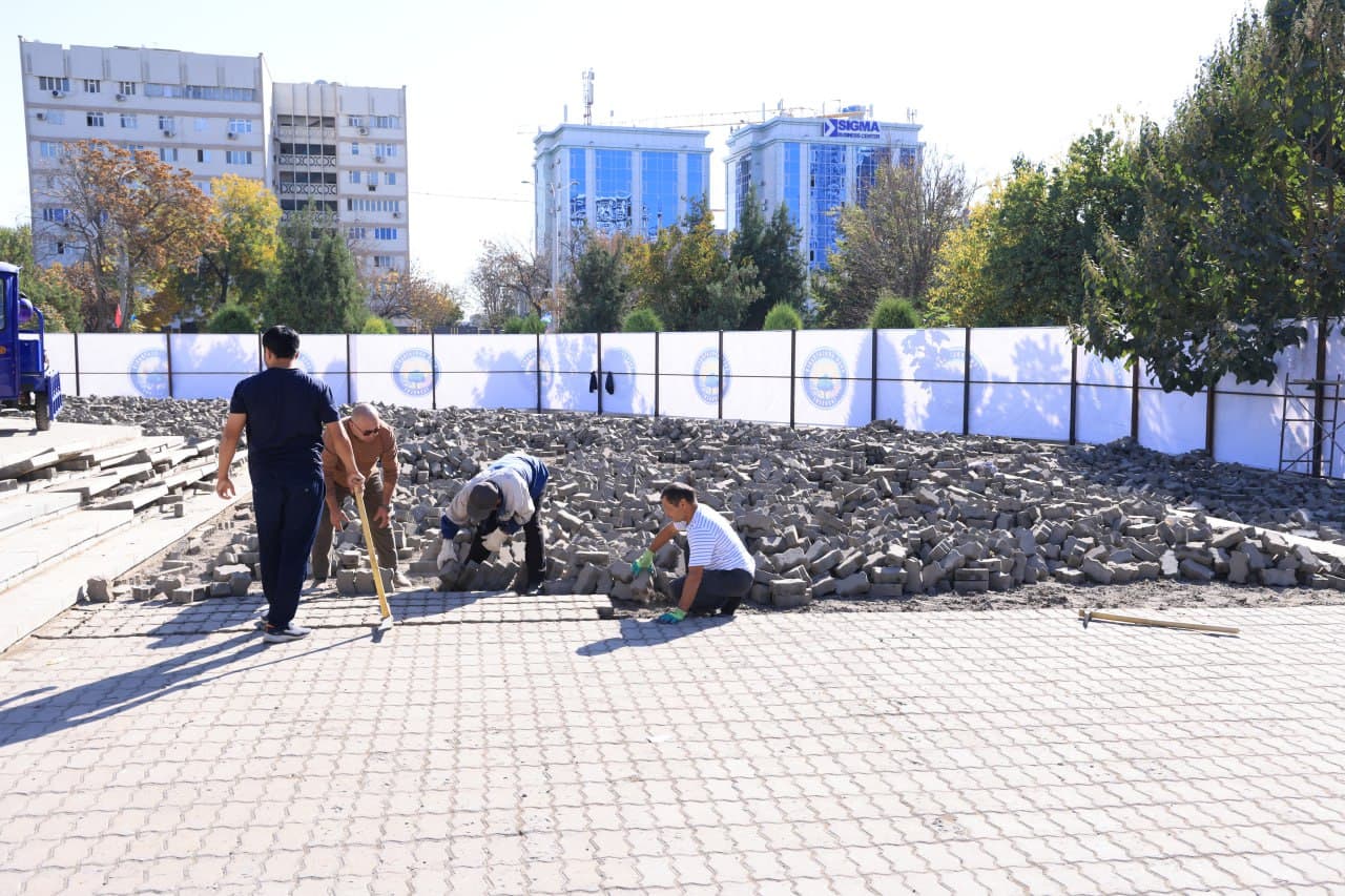 Миробод деҳқон бозори атрофи янгиланмоқда