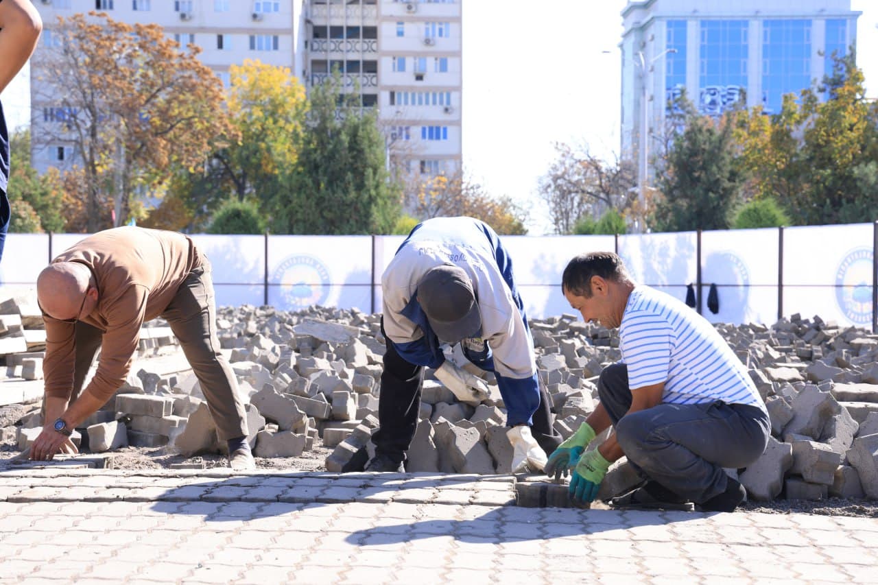 Миробод деҳқон бозори атрофи янгиланмоқда