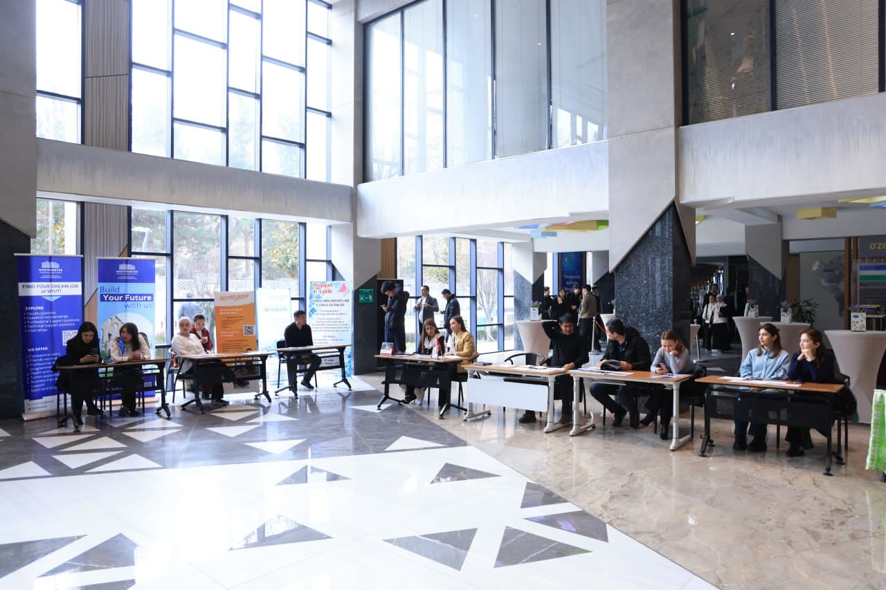 Тошкент шаҳар прокурори Миробод туманида ёшлар муаммоларини тинглади