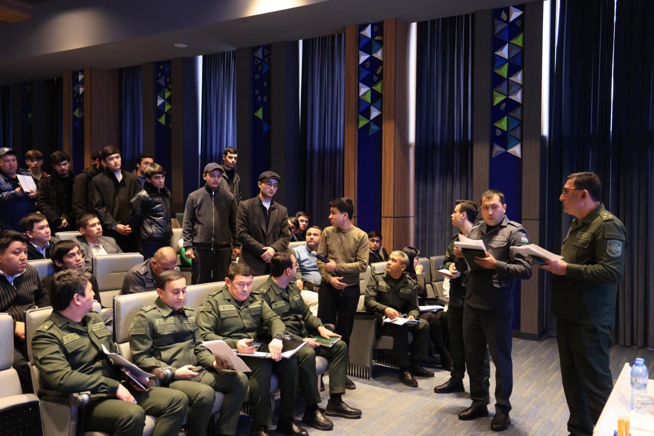 Тошкент шаҳар прокурори Миробод туманида ёшлар муаммоларини тинглади