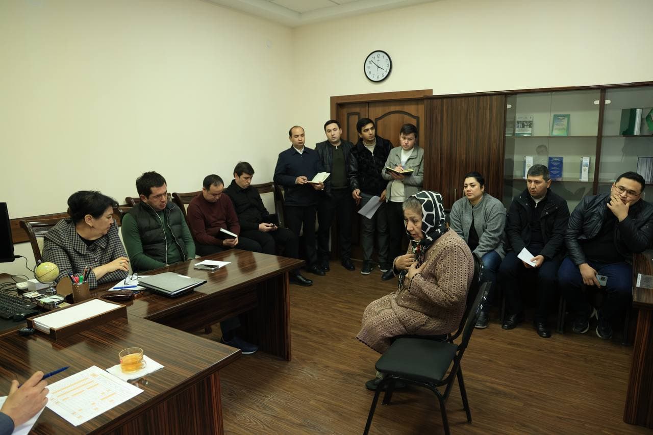 Anvar Sayfutdinovning sayyor qabuli: aholi murojaatlari o‘rganilib, yechimlar belgilandi