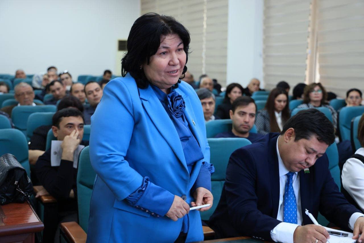 Состоялась очередная сессия Мирабадского районного Кенгаша народных депутатов