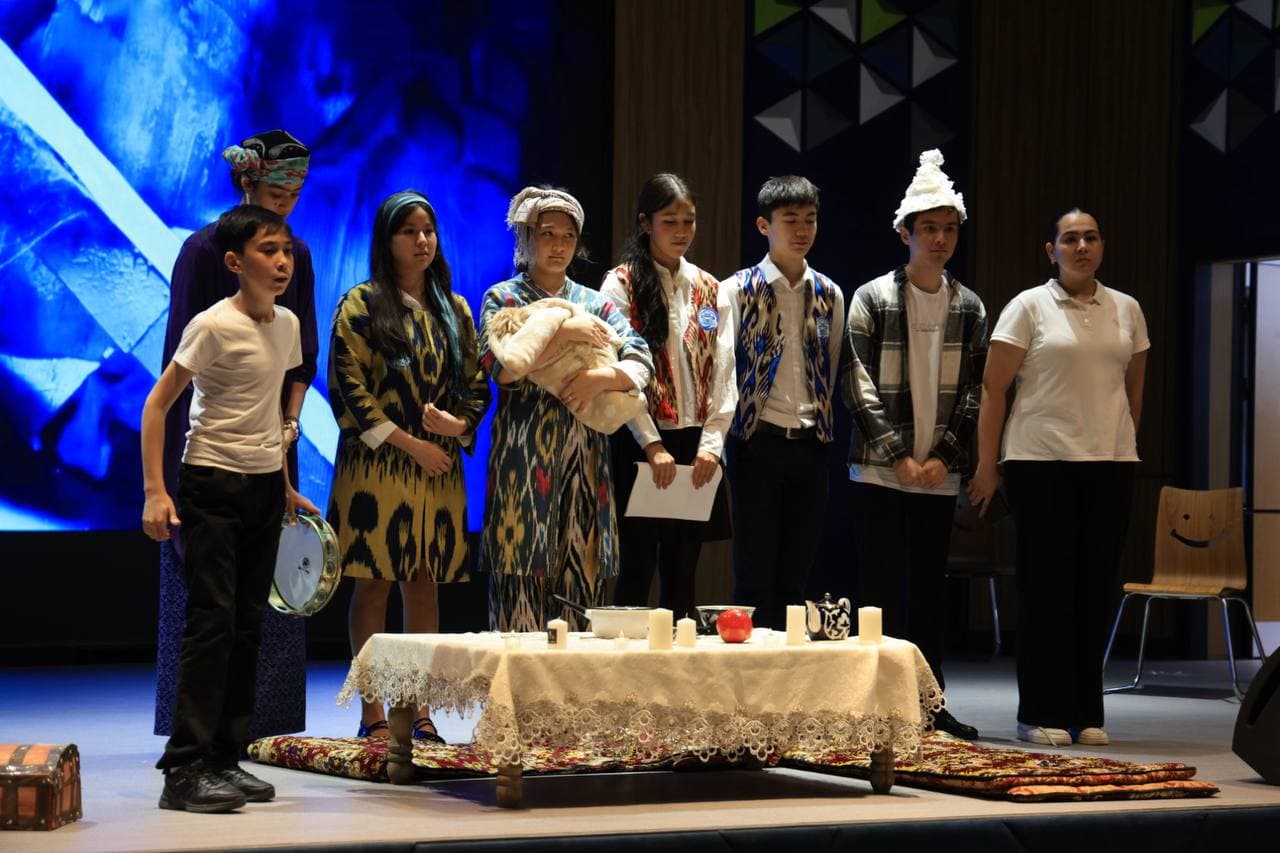 “Turon maktab teatri” tanlovining Mirobod tuman bosqichi bo‘lib o‘tmoqda