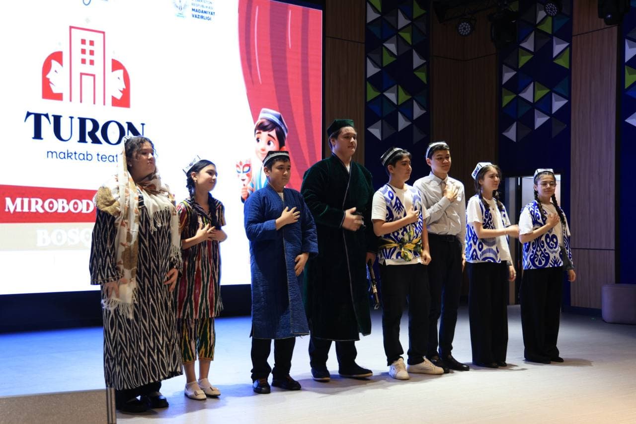 “Turon maktab teatri” tanlovining Mirobod tuman bosqichi bo‘lib o‘tmoqda