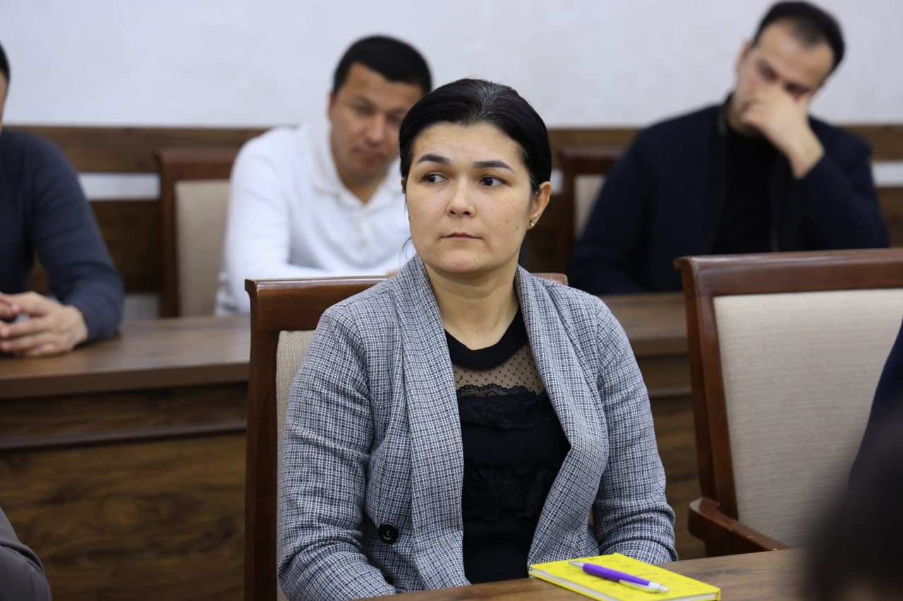 Келажак билан мулоқот: Миробод тумани ҳокими ва прокурори ёшлар билан учрашди