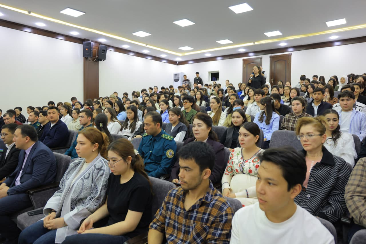 Встреча "Руководитель и молодежь" прошла на высоком уровне