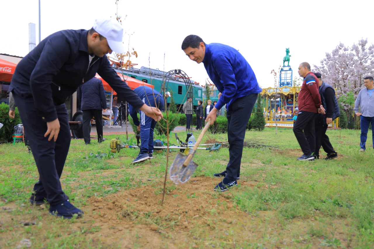Mirobod tumanida “Yashil makon” umummilliy loyihasi doirasida amaliy ishlar izchil davom etmoqda