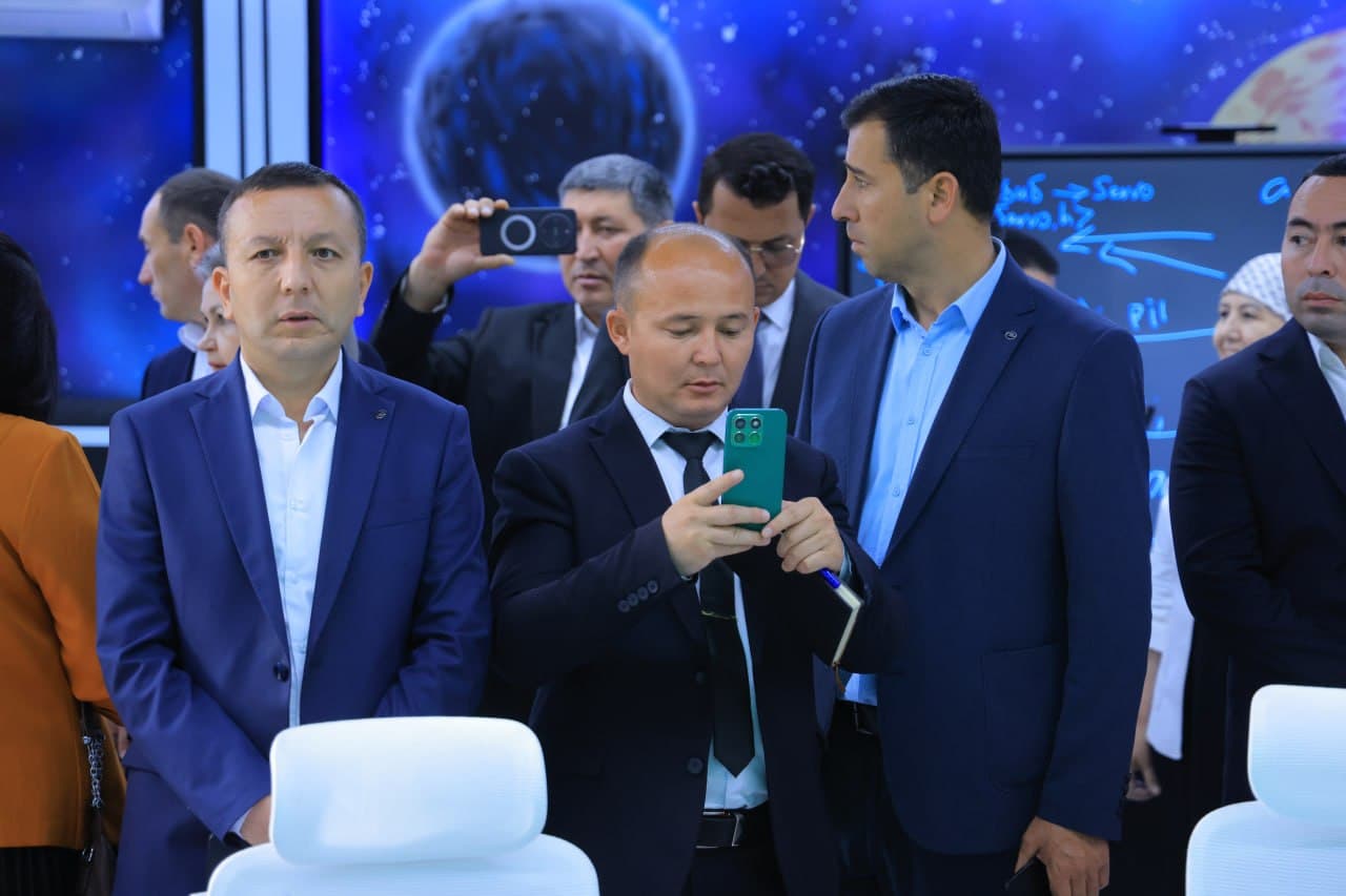 “Kelajak uchun xorijiy til” loyihasi doirasida o‘quv-seminar tashkil etildi
