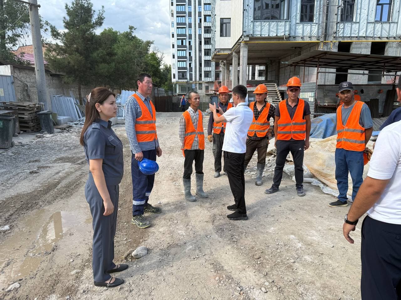 Mirobod tumanida xavfsiz muhitni ta'minlash bo'yicha tizimli ishlar davom etmoqda
