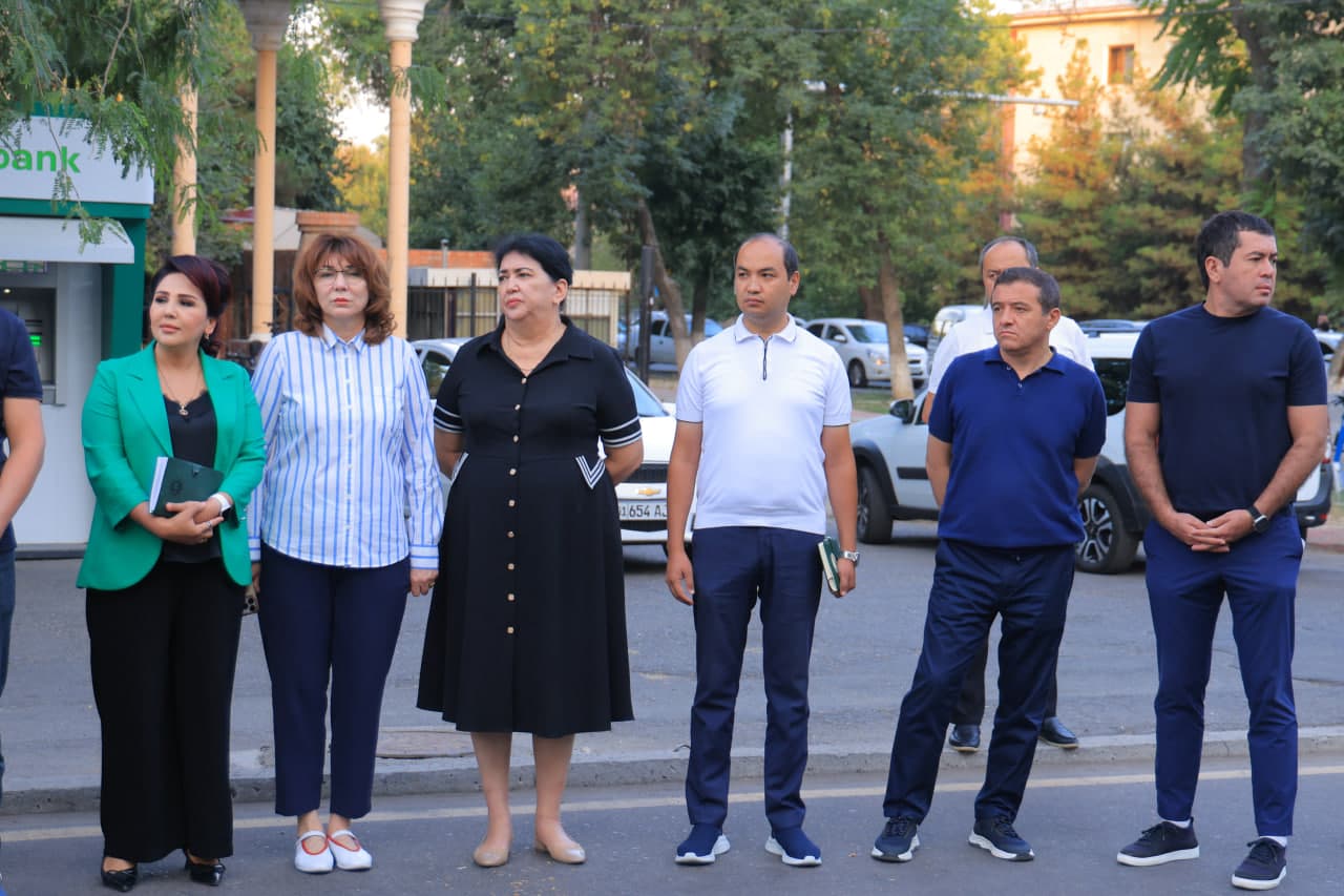 “Furqat” va “Fitrat” mahallalarida obodonlashtirish ishlari yuzasidan saf yig‘ini o‘tkazildi
