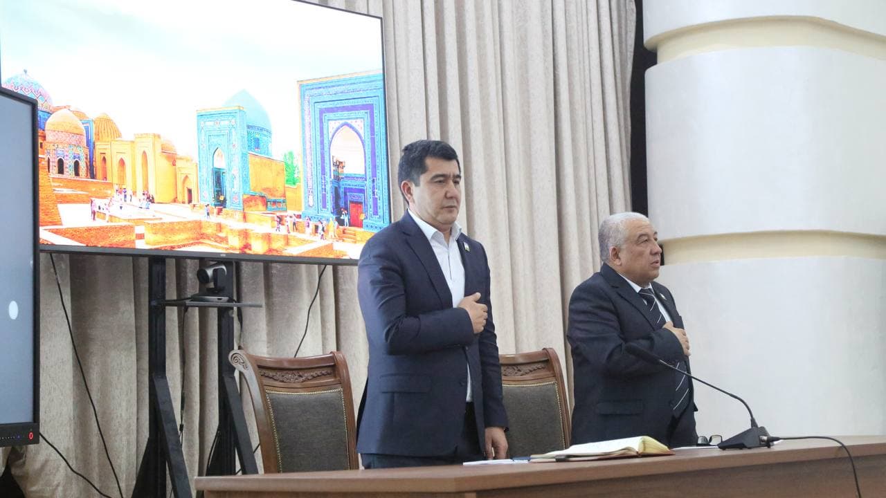 Xalq deputatlari Ohangaron shahar Kengashining navbatdagi yigirma to'rtinchi sessiyasi bo‘lib o‘tdi