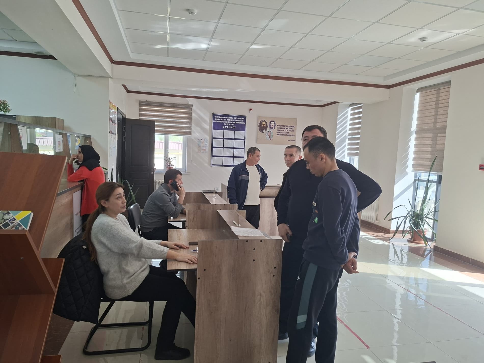 Bo‘sh ish o‘rinlari mehnat yarmarkasi tashkil etildi