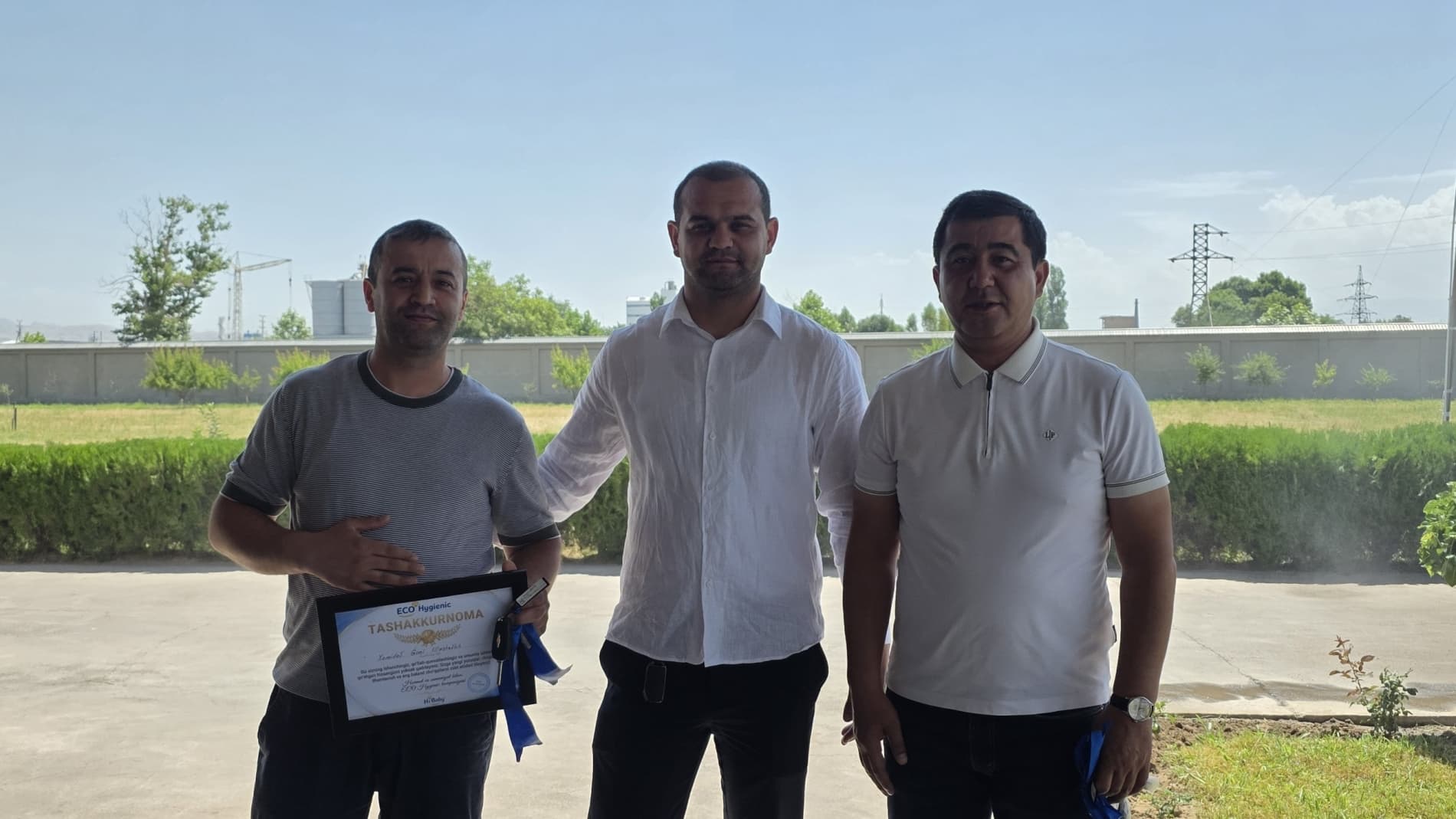 Ohangaron shahridagi yetakchi korxonada bayram tadbiri va istiqbolli loyihalar taqdimoti bo‘lib o‘tdi