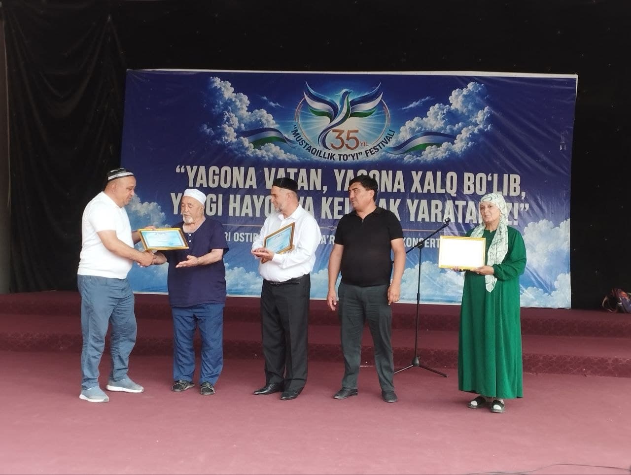 “Mustaqillik to‘yi” festivali ko‘tarinki ruhda o‘tkazildi