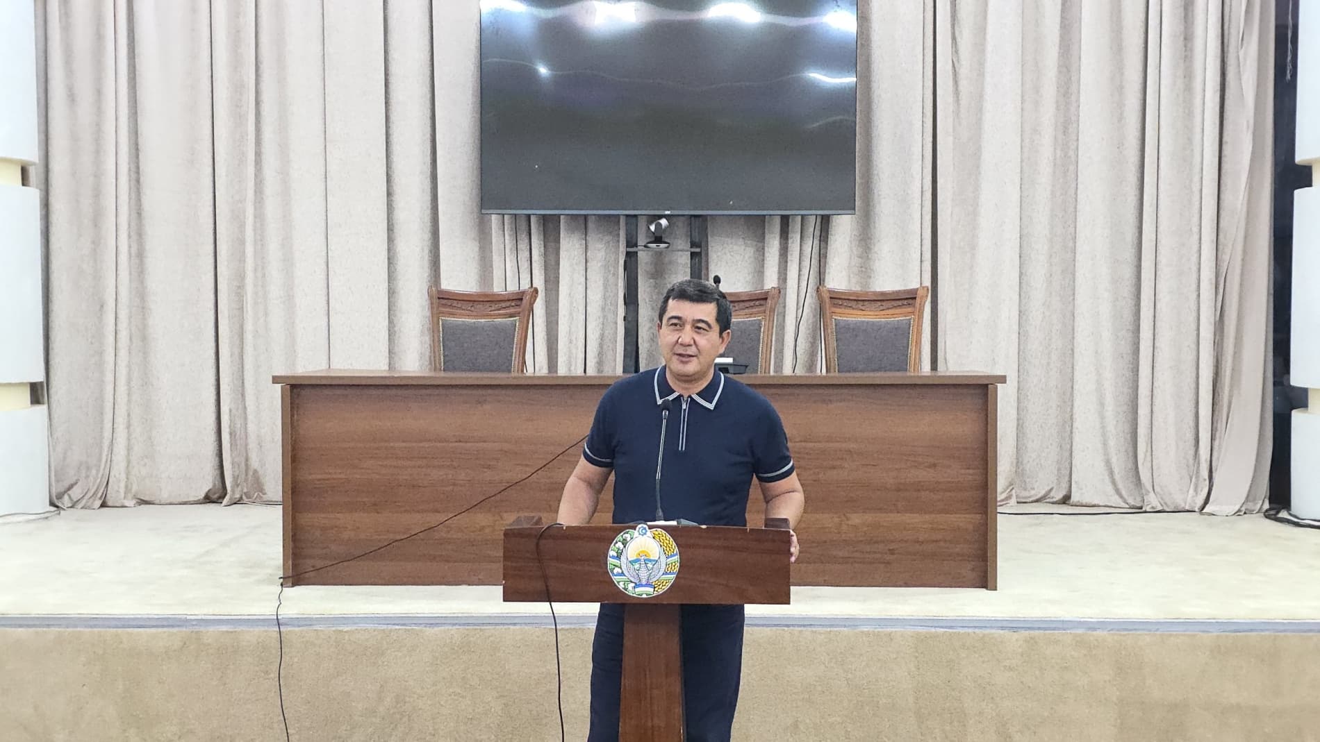 Xotin-qizlar Bo‘stonliq tumanida joylashgan “Levingstone” dam olish maskaniga 2 kunlik dam olish hamda seminar-treninglarda ishtirok etish uchun jo‘nab ketdilar.