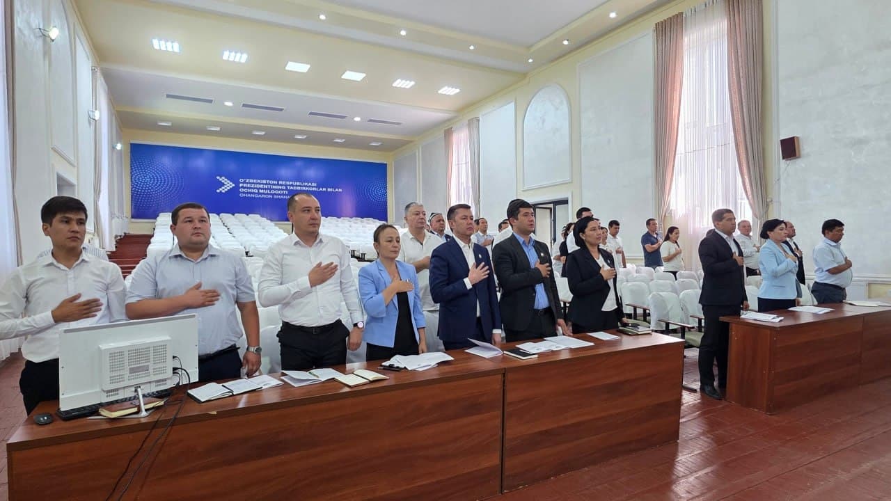 Xalq deputatlari Ohangaron shahar Kengashining navbatdagi 31-sessiyasi bo‘lib o‘tdi