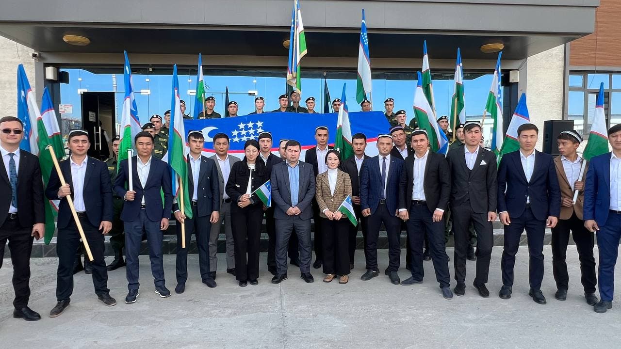 Bir vatan, bir el, bir bayroq!