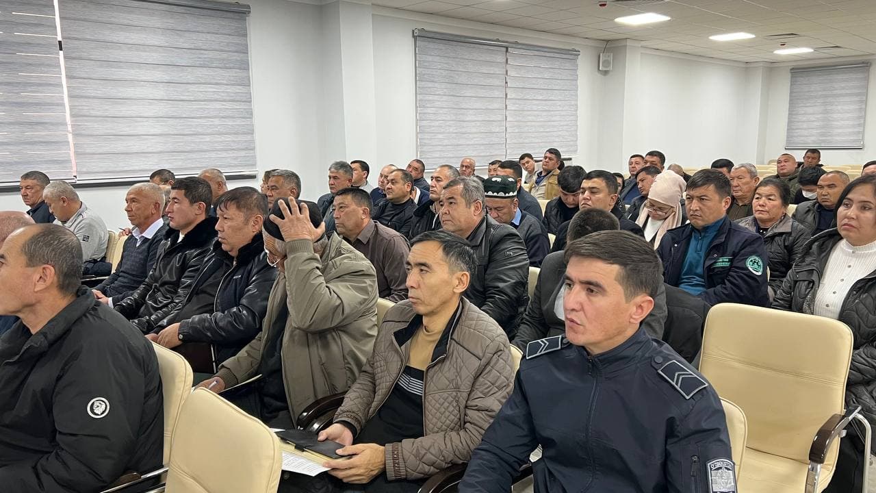 Туман ҳокимлигида навбатдаги "Ҳокимлик соати" бўлиб ўтди