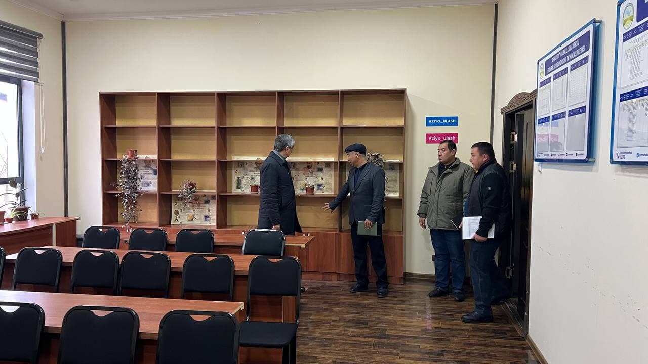 Bahromjon Norqobilov “Qoraxitoy” mahallasiga tashrif buyurib, mahalla “yettiligi” a’zolari bilan uchrashuv o‘tkazdi