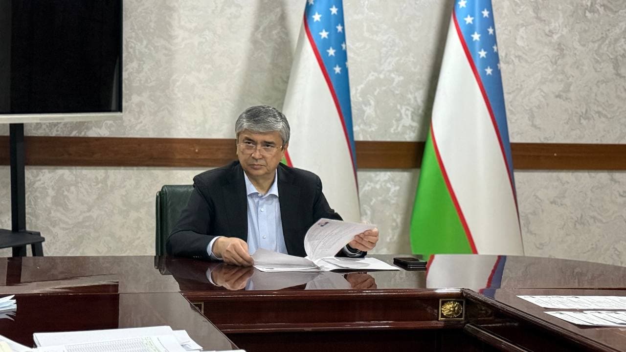 Tuman hokimi Bahrom Norqobilov ijtimoiy soha rahbarlari bilan yig‘ilish o‘tkazdi