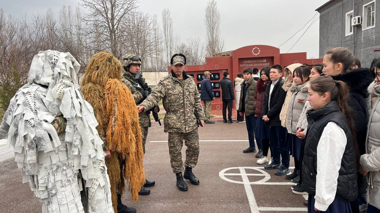 Ohangaron tumanida "Vatan himoyachilari kuni"ga bag‘ishlangan “Ochiq eshiklar kuni” tadbiri o‘tkazildi