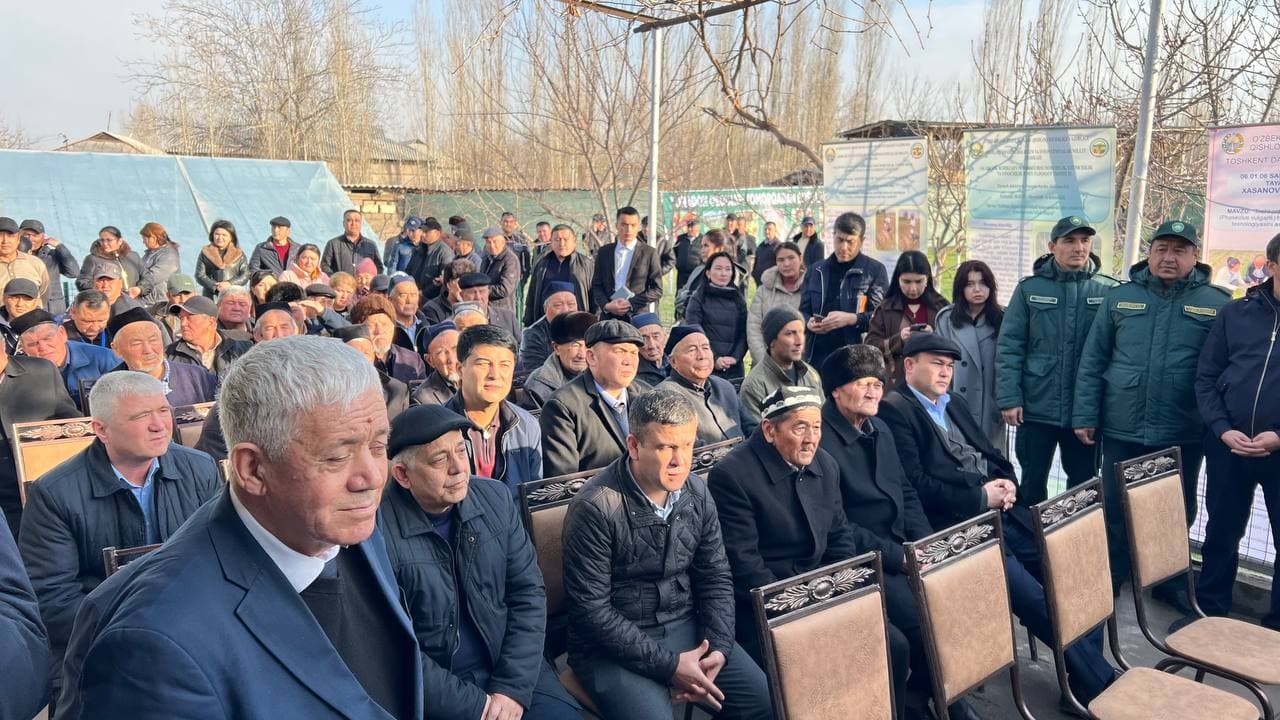 "Qiziloy" mahallasida tomorqachilikni rivojlantirish bo‘yicha amaliy seminar tashkil etildi