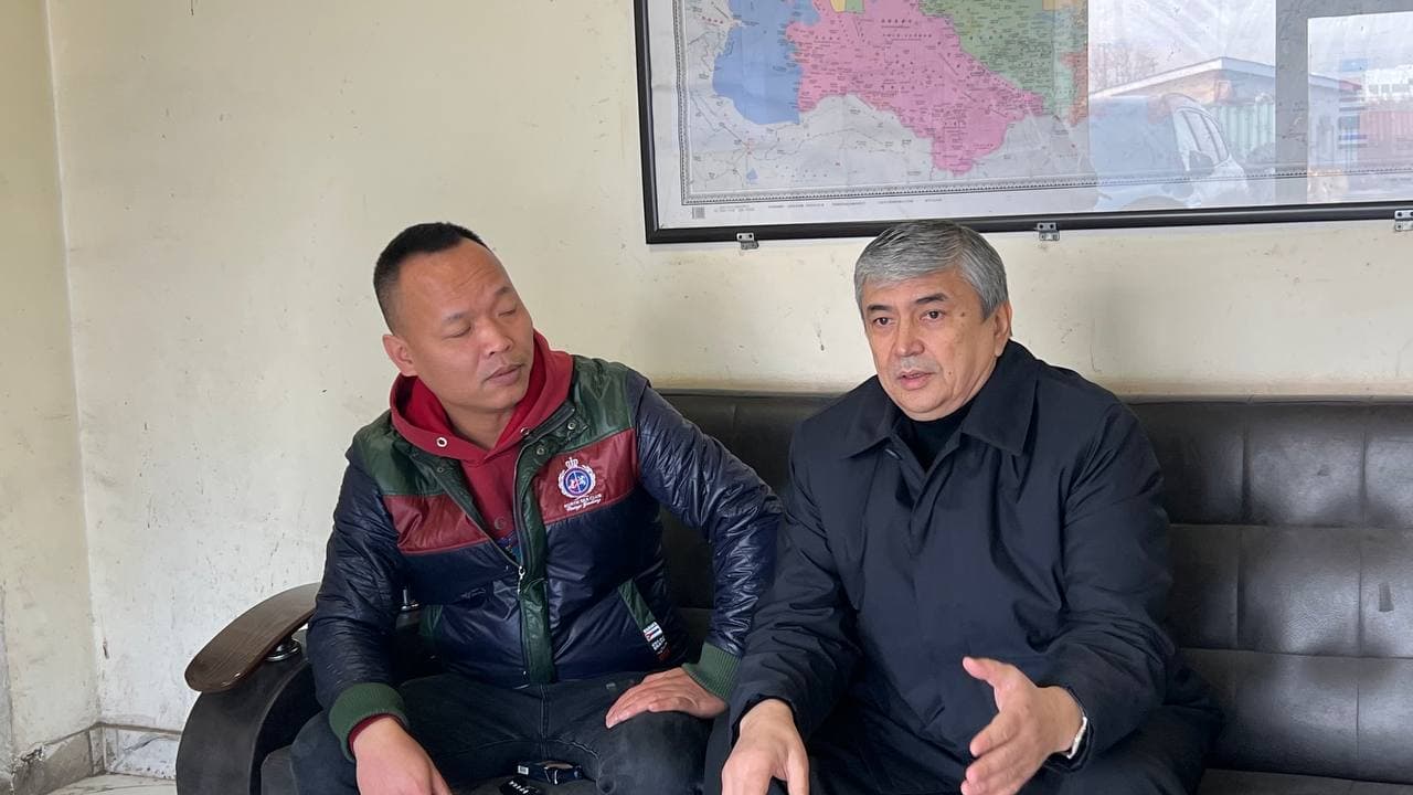 Tuman hokimi g‘isht zavodi faoliyati bilan tanishdi