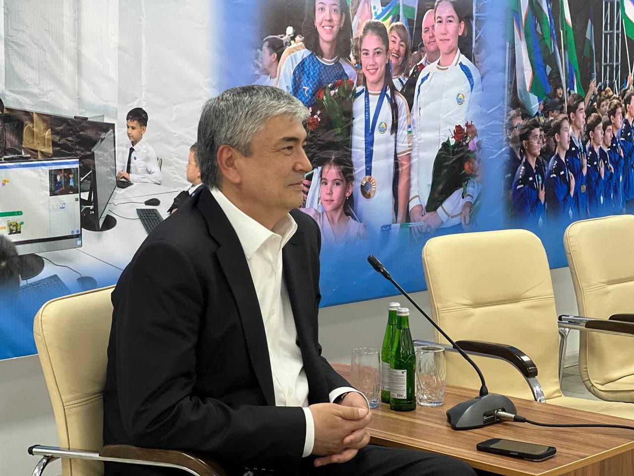 Ohangaron tumanida "Rahbar va yoshlar uchrashuvi" tadbiri o‘tkazildi