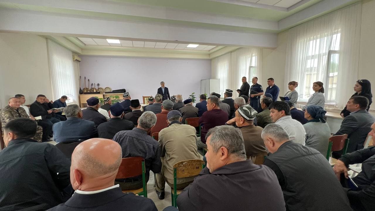 "Gulobod" mahallasida ochiq muloqot o‘tkazildi