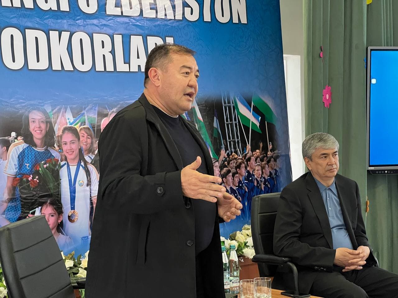 Yoshlar bilan ochiq muloqot o‘tkazildi