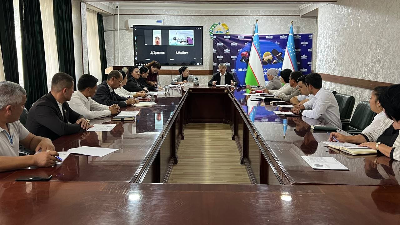 Yettinchi chaqiriq Xalq deputatlari Ohangaron tumani Kengashining 32-sessiyasi bo‘lib o‘tdi