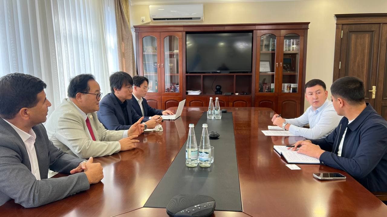 LG Group kompaniyasi delegatsiyasi bilan muzokaralar olib borildi