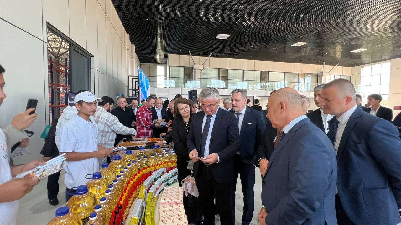 Ohangaron tumanida O‘zbekiston–Polsha savdo uyi ochildi