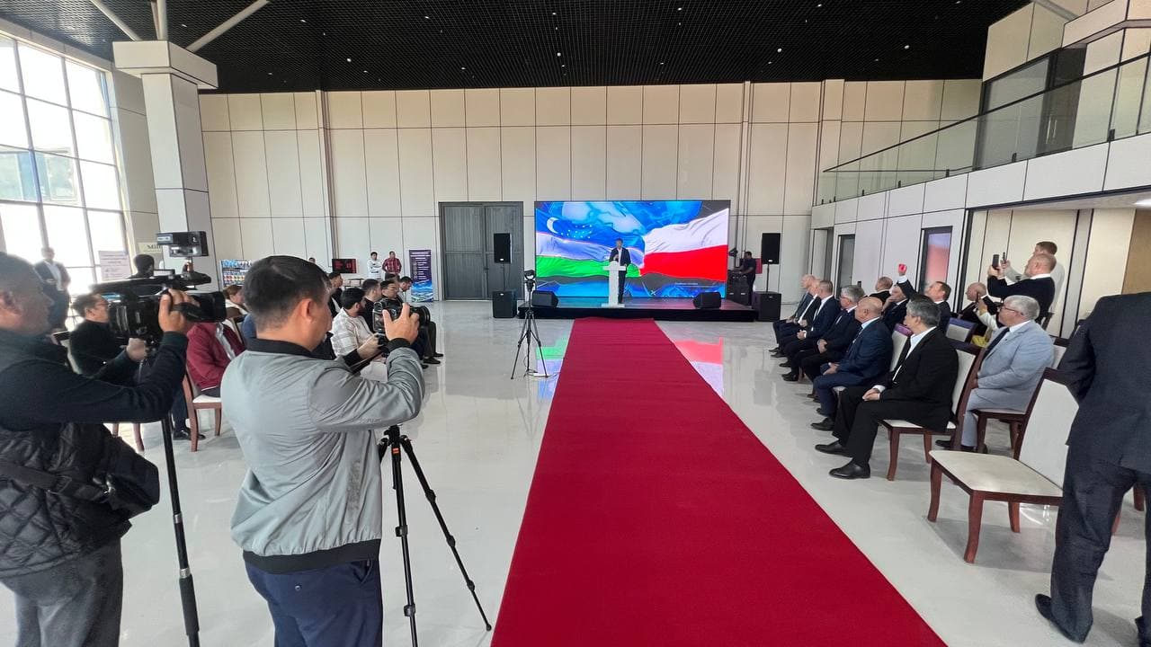 Ohangaron tumanida O‘zbekiston–Polsha savdo uyi ochildi