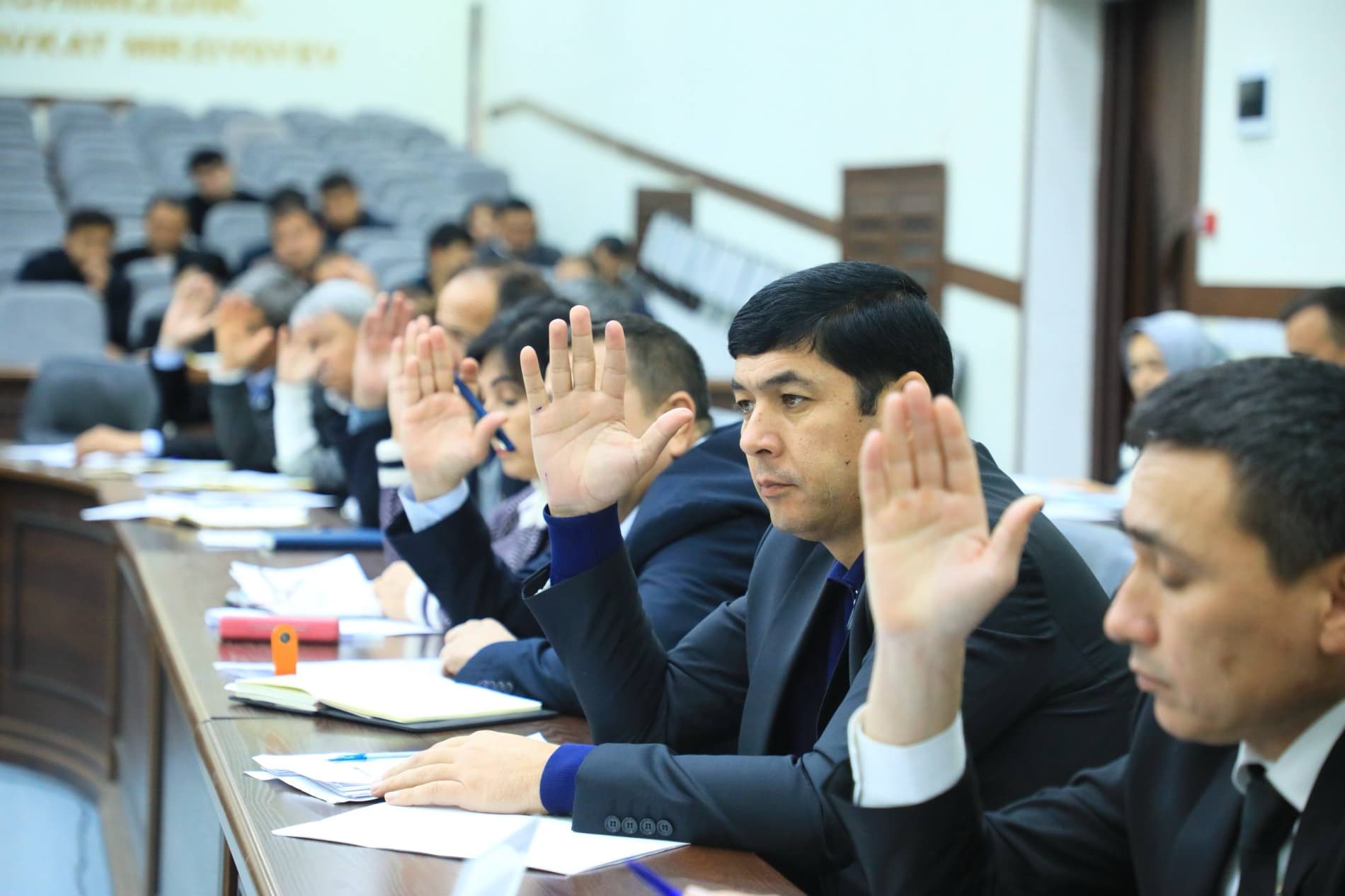 Sessiya ishida 2025-yil yakunlari sarhisob qilindi