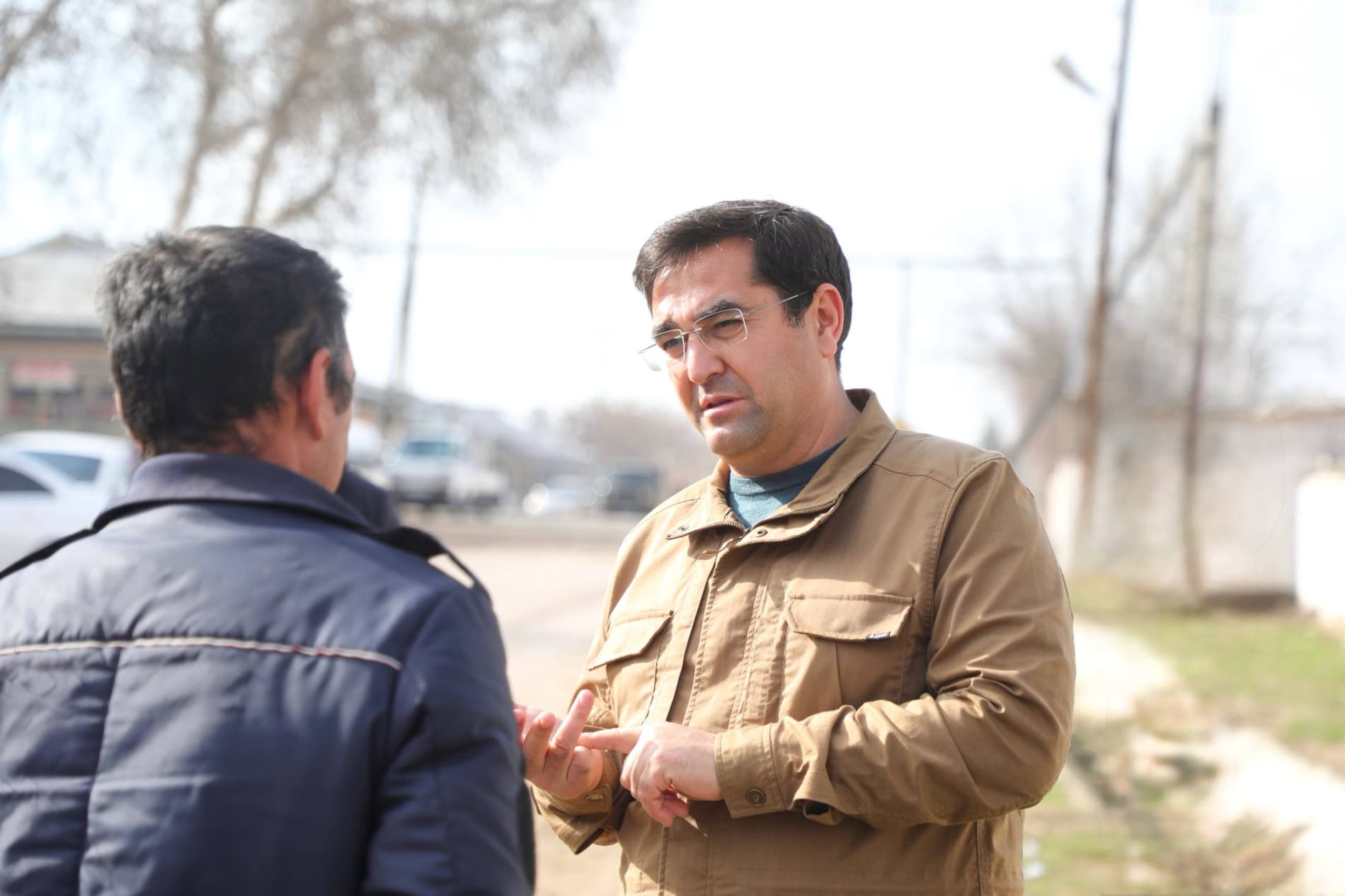 Fuqarolar murojaatlari markazda: “Parkent” mahallasida navbatdagi sayyor qabul o‘tkazildi