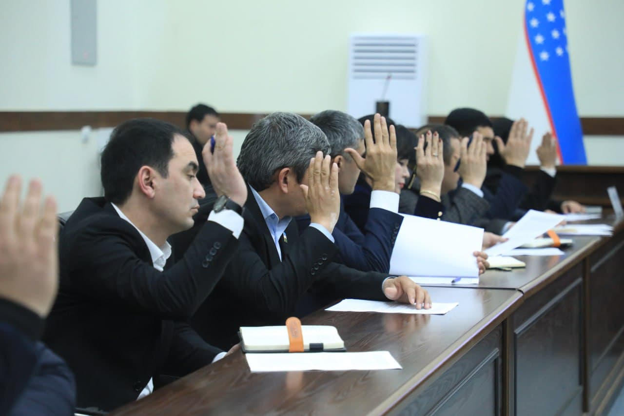 Bo‘ka tumani Kengashi sessiyasida hududni rivojlantirishning ustuvor yo‘nalishlari belgilab olindi