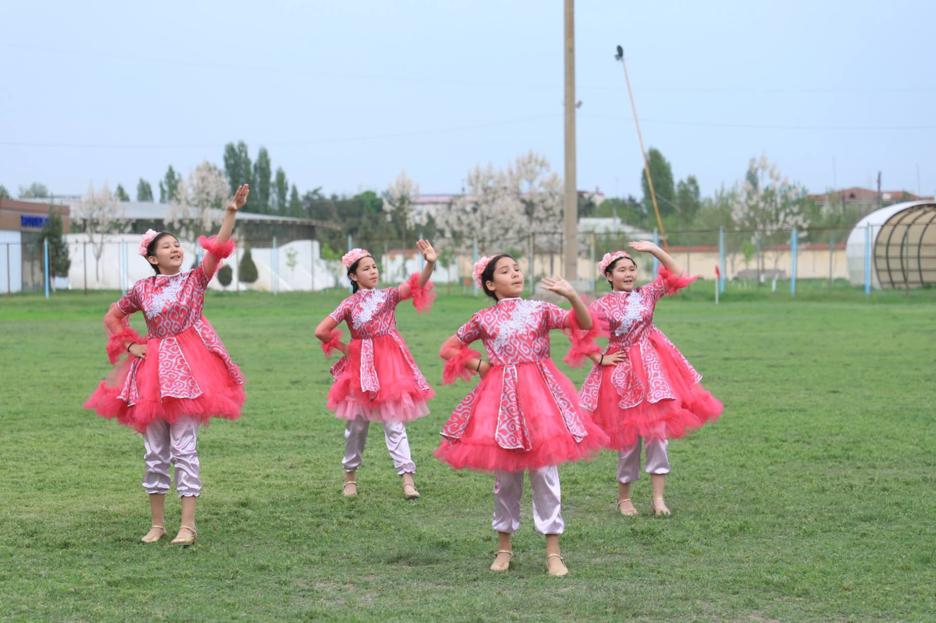 Futbol bo’yicha “Davlat xavfsizlik xizmati kubogi - 2026” bahslarining Bo’ka tumani bosqichiga start berildi.