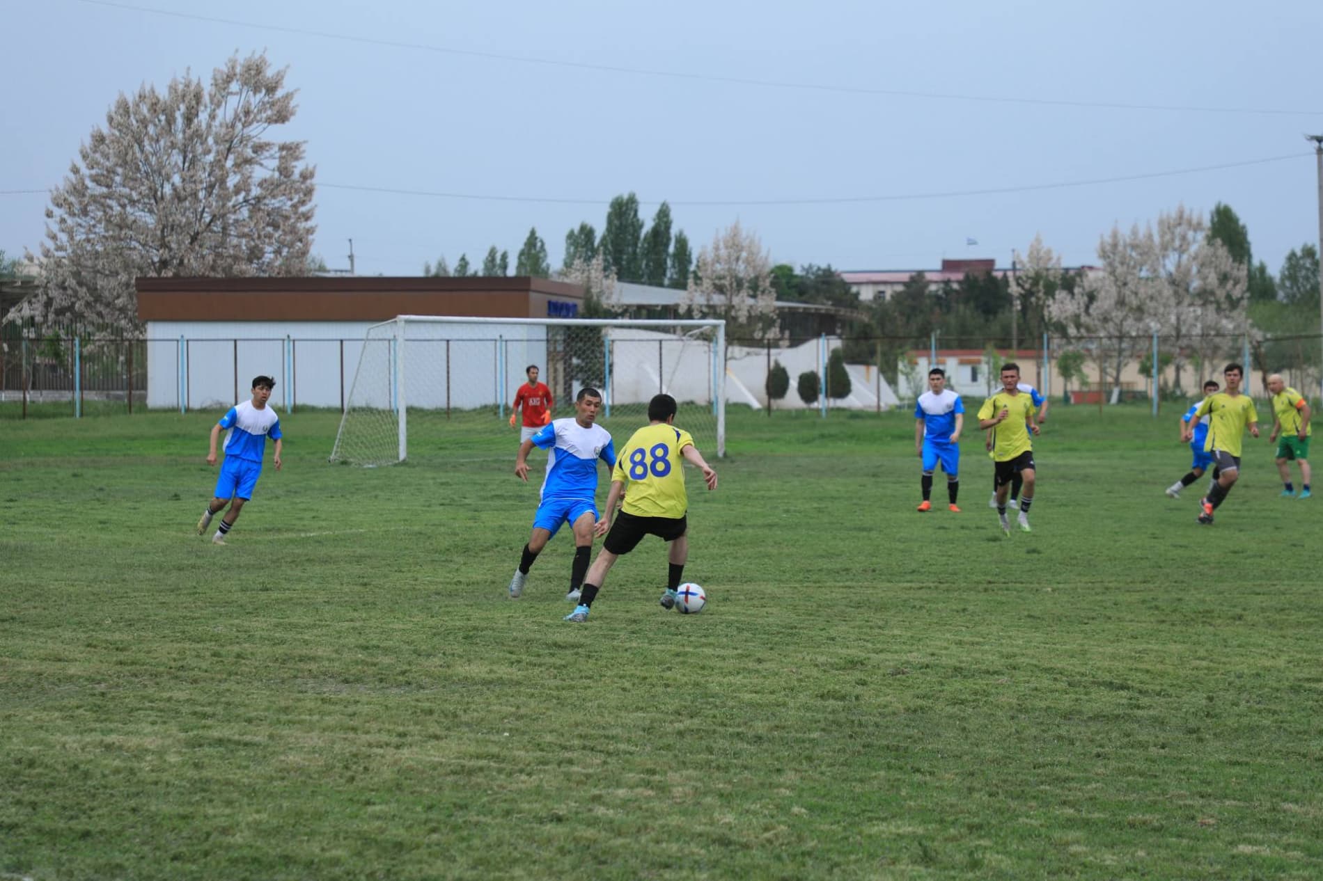 Futbol bo’yicha “Davlat xavfsizlik xizmati kubogi - 2026” bahslarining Bo’ka tumani bosqichiga start berildi.
