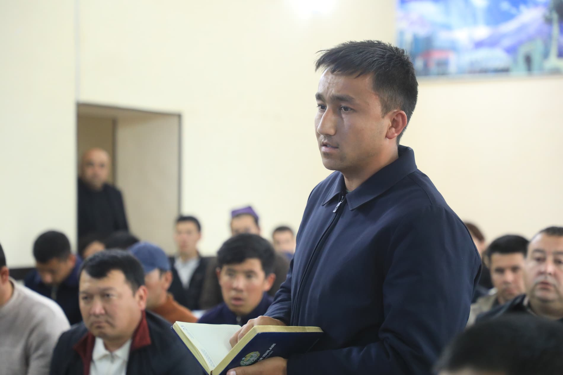 Payshanba – Yoshlar kuni: Hokim boshchiligida yoshlar bilan uchrashuv o'tkazildi.