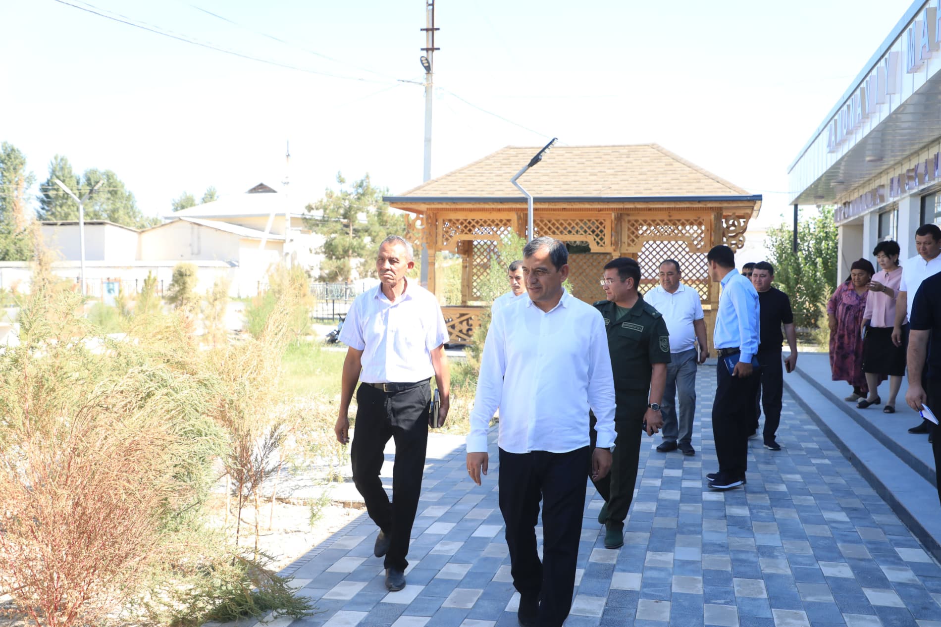 Qo‘ldoshtepa mahallasida tadbirkorlar va aholi bilan muloqot o‘tkazildi