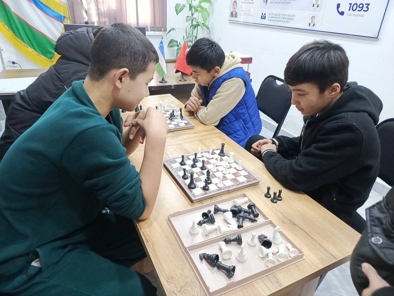 “Мазмунли таътил” доирасида Олмалиқда шахмат–шашка мусобақалари ўтказилди
