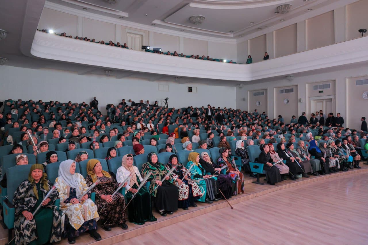 Ayol e’zozlangan yurtda baraka bor!