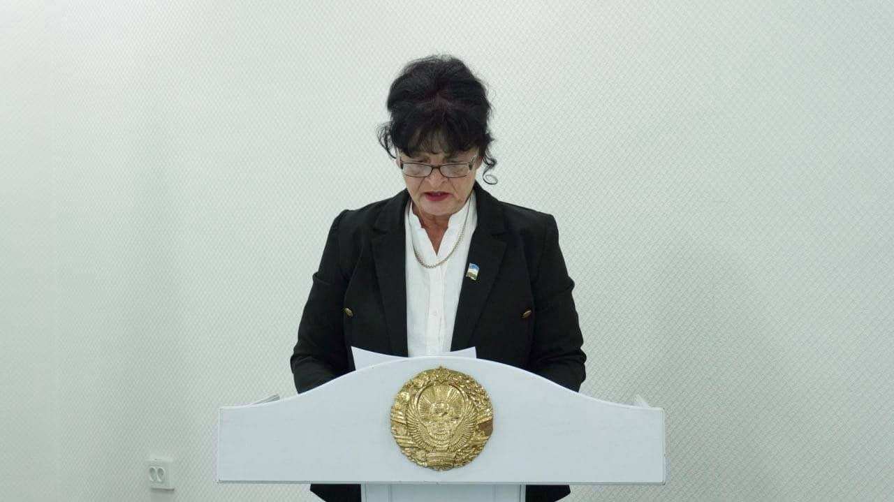 Barhayot Meliyev Olmaliq shahar Kengashi deputati sifatida rasman tasdiqlandi