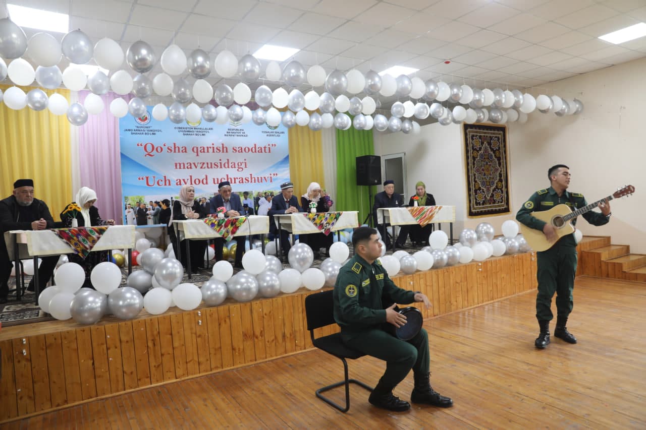 "Yangi O‘zbekistonning ibratli oilasi" shiori ostida "Qo‘sha-qarish saodati" mavzusida "Uch avlod uchrashuvi" tadbiri bo‘lib o‘tdi