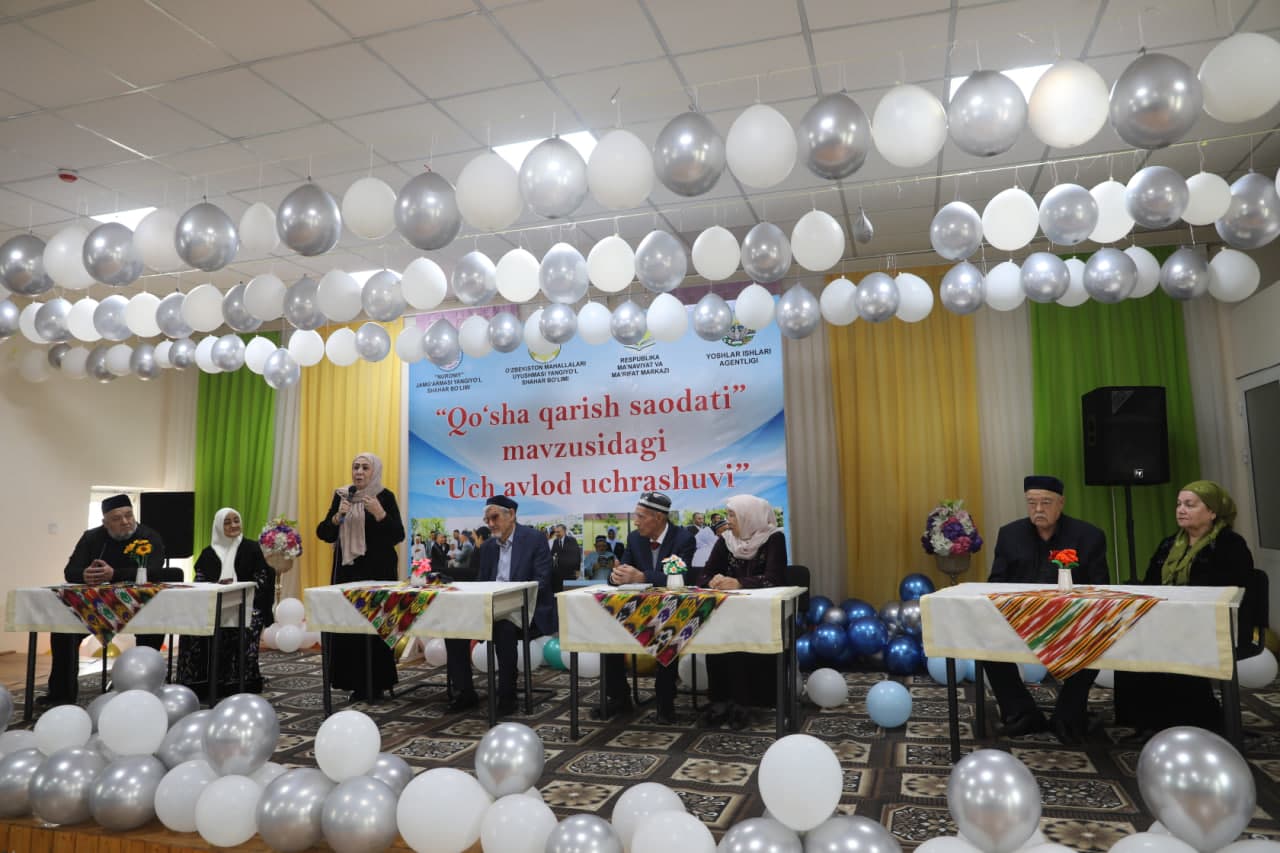"Yangi O‘zbekistonning ibratli oilasi" shiori ostida "Qo‘sha-qarish saodati" mavzusida "Uch avlod uchrashuvi" tadbiri bo‘lib o‘tdi